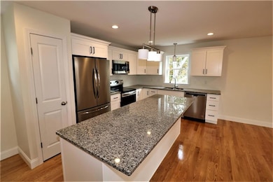 121 Hillcrest Ave, Providence, RI 02909 - photo 7