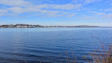 364 Riverside Dr, Tiverton, RI 02878 - photo 2