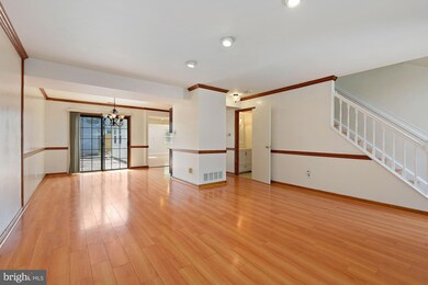114 Carleton Ln, Mount Laurel, NJ 08054 - photo 5