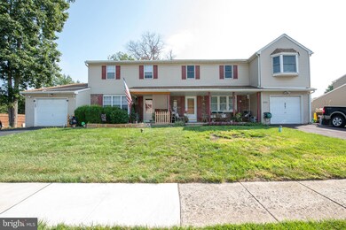 2921 Adams Dr, Hatfield, PA 19440 - photo 2