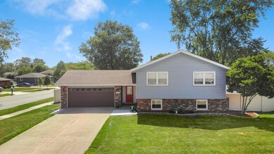 1104 Cambridge Ln, Dyer, IN 46311 - photo 2