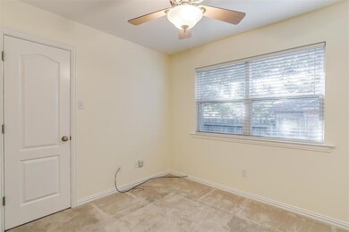 3234 Crossbridge Cir, Granbury, TX 76049 - photo 6