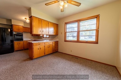 1604 Grand Ave, Grand Island, NE 68801 - photo 7