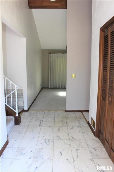 2226 W Hayes St, Davenport, IA 52804 - photo 4