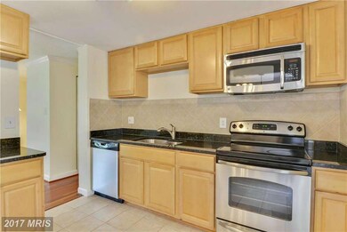 9207 Honey Creeper Ct, Burke, VA 22015 - photo 2