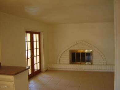 3811 W Barnes Ln unit 4, Phoenix, AZ 85051 - photo 5