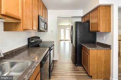 363 Crescendo Way, Silver Spring, MD 20901 - photo 6