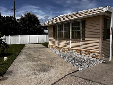 16 N Cardinal unit B16, Punta Gorda, FL 33950 - photo 2