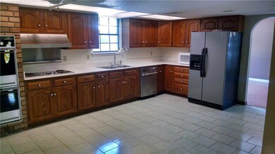 210 Lake Michigan Dr, Slidell, LA 70461 - photo 2