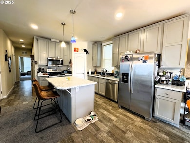 1400 Candlelight Dr, Eugene, OR 97402 - photo 6