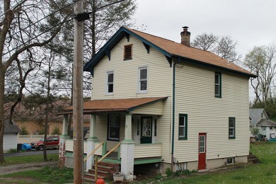 5 Grandview St, East Stroudsburg, PA 18301 - photo 2