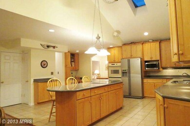 5240 Stonebridge Way, Sykesville, MD 21784 - photo 5