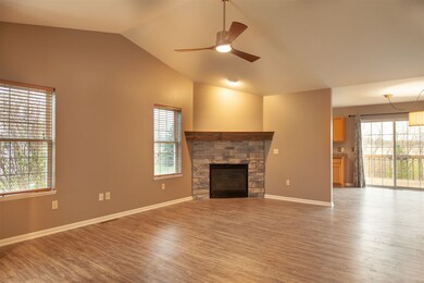 1086 Vinyard Dr unit 6, Oregon, WI 53575 - photo 6