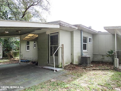 3905 Eve Dr W, Jacksonville, FL 32246 - photo 3