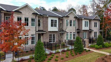 * Please note that the photos shown are of the Jacobsen II floor plan but are not of the actual home.