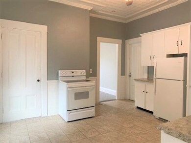 275 Market St unit B, Rockland, MA 02370 - photo 3