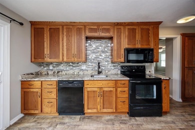 1012 28th St, Des Moines, IA 50311 - photo 7