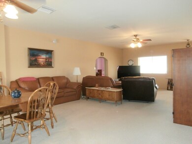 10290 S Gwen de Fortuna Cir, Yuma, AZ 85367 - photo 3