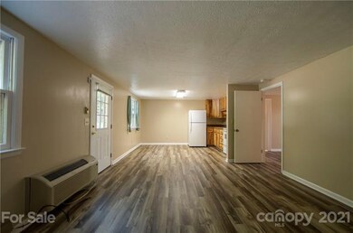 939 Brookside Camp Rd unit C1, Hendersonville, NC 28792 - photo 6