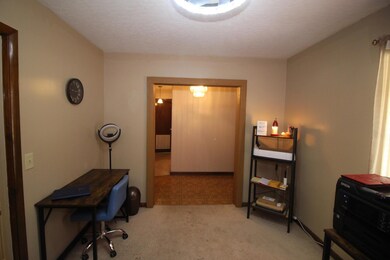 11 Clairmont Cir, Laurel, MS 39440 - photo 7