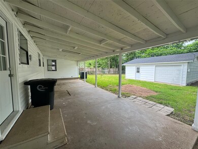 1326 Southern Blvd, Cleburne, TX 76033 - photo 4