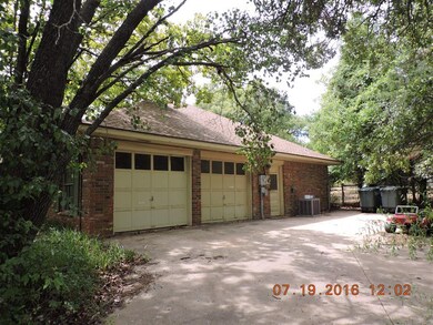 1912 Forest Rd, Edmond, OK 73025 - photo 2