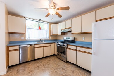 90 Gaslight Ln unit 90, North Easton, MA 02356 - photo 4