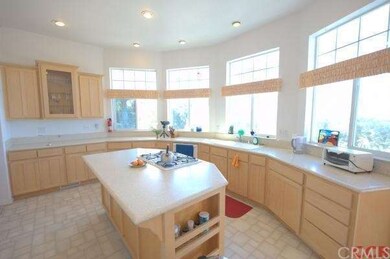 Open kitchen