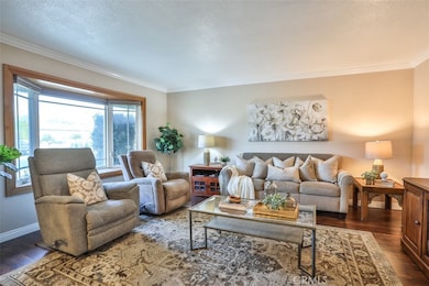 1102 E Renwick Rd, Glendora, CA 91740 - photo 4