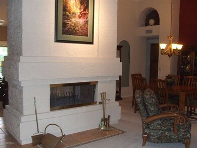 1008 E Secretariat Dr, Tempe, AZ 85284 - photo 5