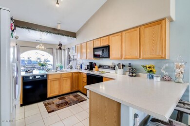 Light and Bright Kitchen