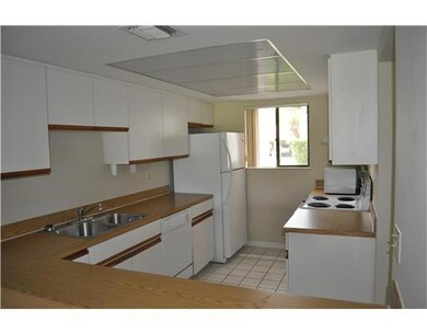 6165 S Mirror Lake Dr unit 104, Sebastian, FL 32958 - photo 5