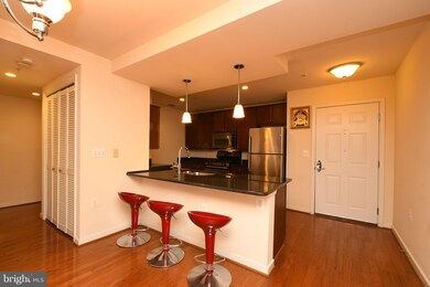 4069 S Four Mile Run Dr unit 104, Arlington, VA 22204 - photo 4