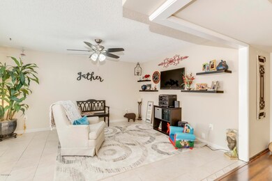 17296 N Del Webb Blvd, Sun City, AZ 85373 - photo 4