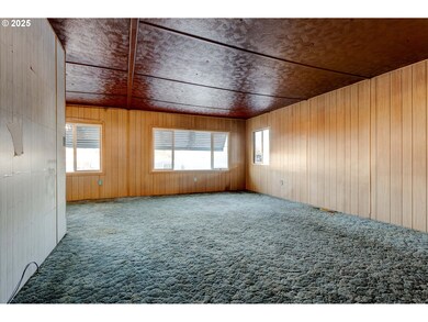 4424 SE Roethe Rd unit 16, Portland, OR 97267 - photo 7