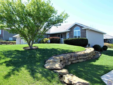 6311 SW 48th Place, Topeka, KS 66610 - photo 2