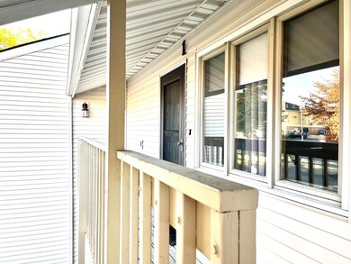 30 Coventry Ln unit 1, Muscatine, IA 52761 - photo 2