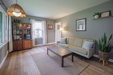 1110 Warren Place-105