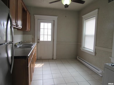 1701 25th St unit 4, Rock Island, IL 61201 - photo 7