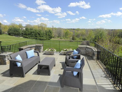 4 Chieftans Rd, Greenwich, CT 06831 - photo 4