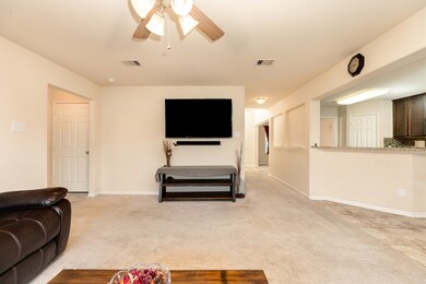 1218 Quarterhorse Dr, Alvin, TX 77511 - photo 6