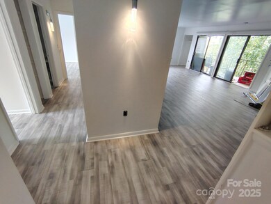 4821 Spring Lake Dr unit C, Charlotte, NC 28212 - photo 2