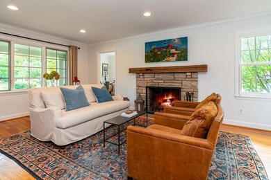 2561_Camden_Rd_15_of_44_-18