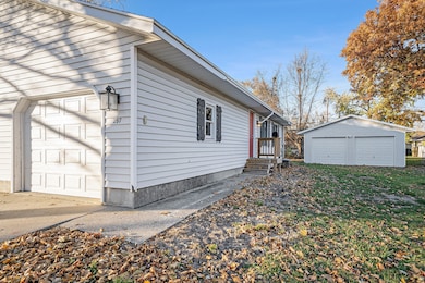 297 W 23rd St, Holland, MI 49423 - photo 5