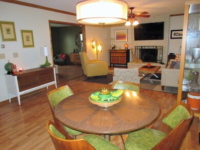 Spectacular eat in dining area