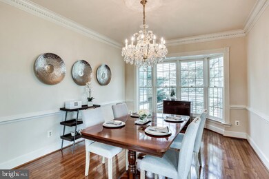 6215 Point Cir, Centreville, VA 20120 - photo 7