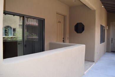 2016 E River Road #204 Tucson AZ 85718