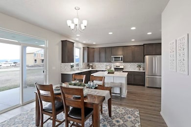 18721 E Riverside Ct, Spokane Valley, WA 99016 - photo 6