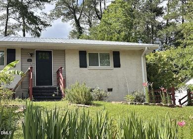 111 Buckingham Ave, Fayetteville, NC 28301 - photo 2