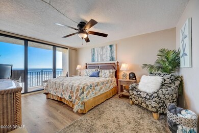 13-web-or-mls-S Atlantic Ave A302-013